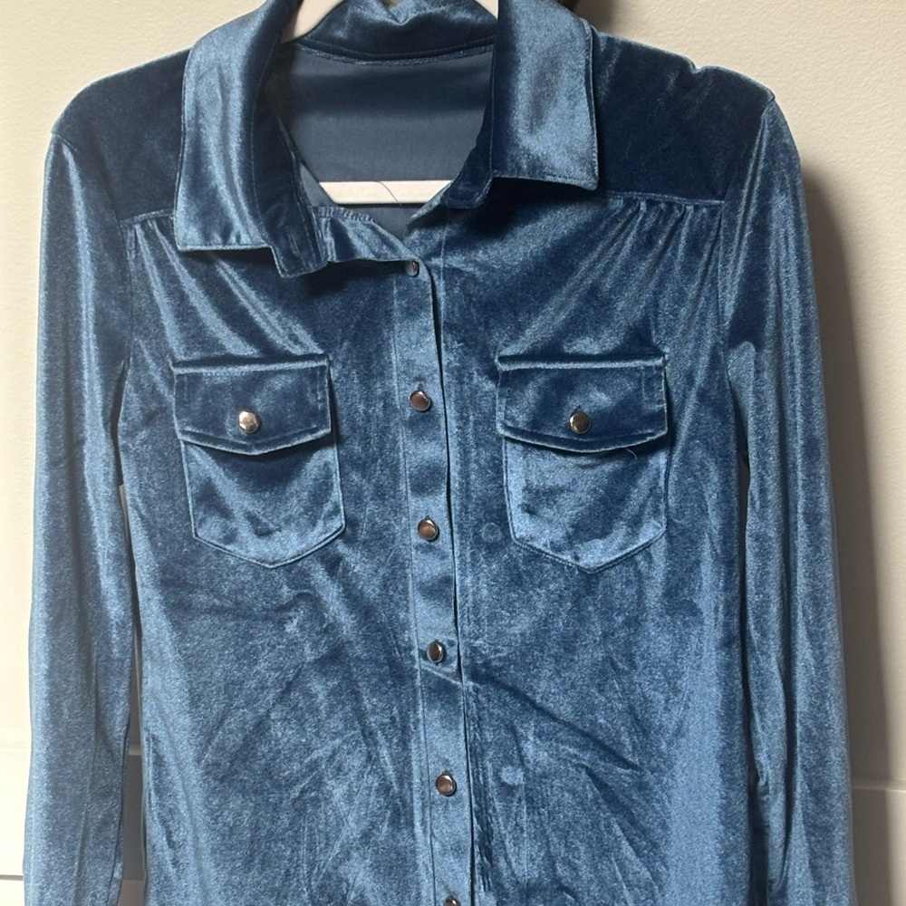 Velvet Button-Up Shirt in Blue with silver buttons -NWOT size small